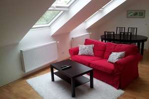 Möbliertes DG-Apartement in Frankfurt-Zeilsheim – Bielefelder Straße 16, 65931 Zeilsheim, Frankfurt am Main – Vorschaubild 3