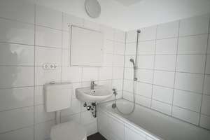 Frisch renovierte 2-Raum Wohnung mit Balkon in Dresden-Gorbitz! – Harthaer Str. 30, 1169 Gorbitz-Nord/Neu-Omsewitz, Dresden – Vorschaubild 6