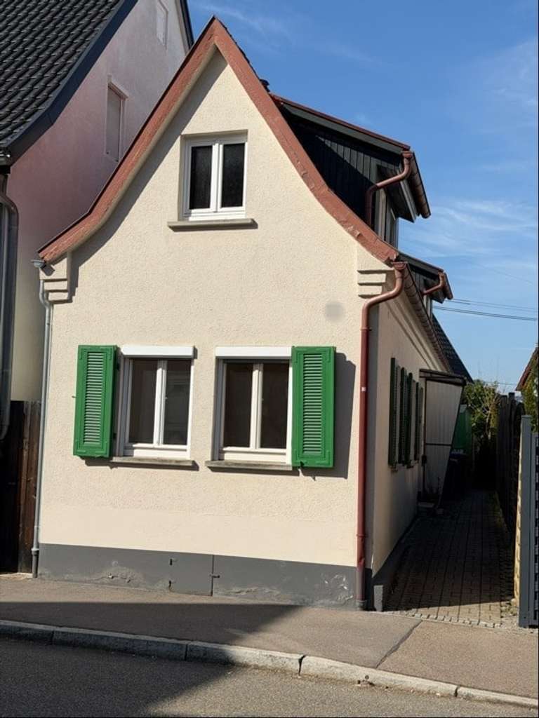 Immobilie in Winnenden - Winnenden Zentrum: Häuschen – Klein – Fein - Mein! - Bild 0