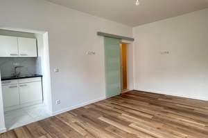 Modernes Möbliertes Apartment in Mannheim – Mutterstadter Platz 1, 68219 Rheinau, Mannheim – Vorschaubild 2