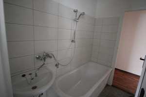 Schwerin-Lankow: Attraktive 2 Zimmer-Wohnung mit Balkon zu kaufen! – Schwerin – Vorschaubild 4