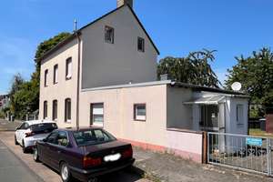 Dreifamilienhaus mit Anbau und bezugsfreier Wohnung im Zentrum – Die vollständige Adresse der Immobilie erhältst du vom Anbieter., 40764 Langenfeld (Rheinland) – Vorschaubild 2