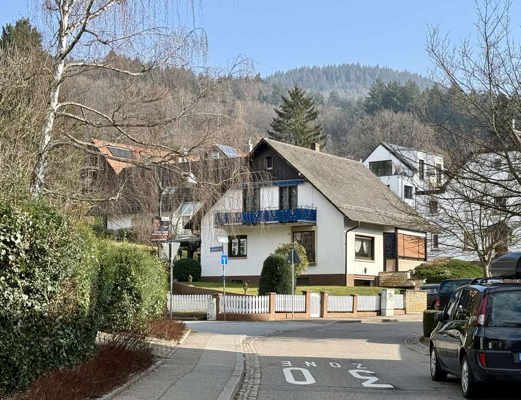 Traumgrundstück mit Einfamilienhaus in Freiburg im Breisgau Zähringen, provionsfrei!