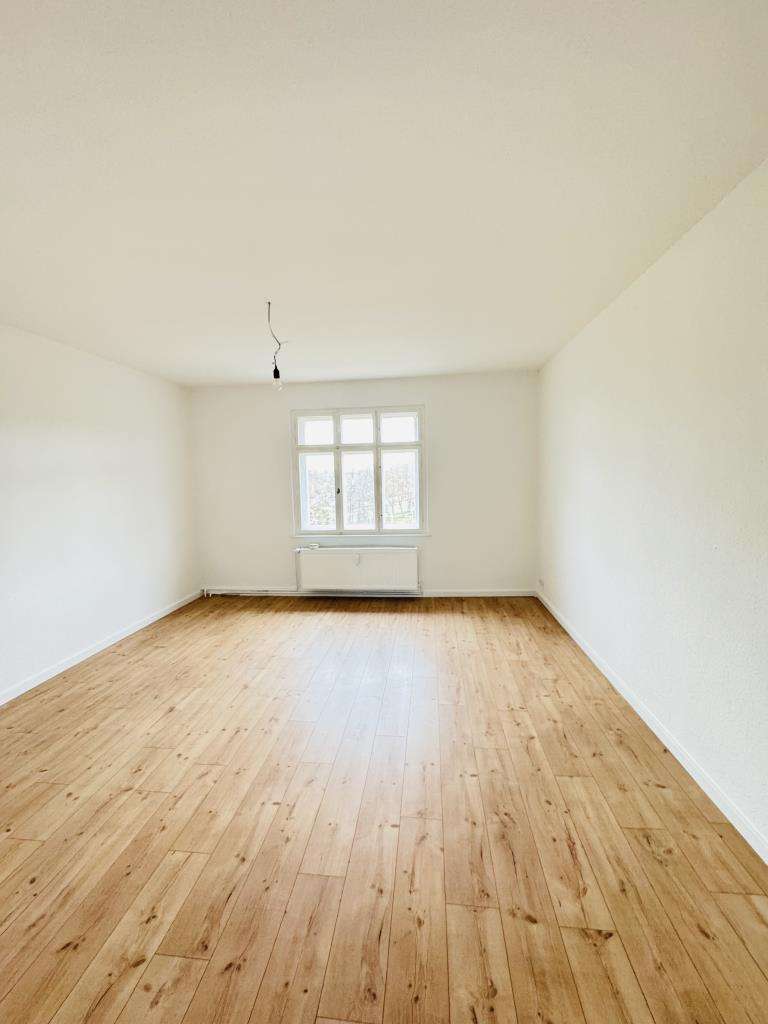 Immobilie in Hennigsdorf - Henningsdorf: Großzügige 4-Zimmer- Wohnung - frei - Bild 6