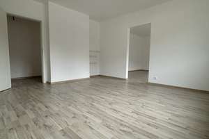 Frisch renoviert & sofort frei: Helle 4-Zimmer-DG-Wohnung in Hagen-Wehringhausen – Eugen-Richter-Straße 58, 58089 Wehringhausen, Hagen – Vorschaubild 1