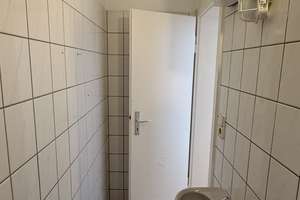 Lichtdurchflutete 4-Zimmer-Wohnung mit großer Dachterrasse in begehrter Lage direkt am D-Marktplatz! – 40213 Altstadt, Düsseldorf – Vorschaubild 13