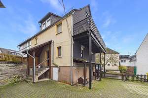 Einfamilienhaus mit Scheune in Bornich zu verkaufen – Die vollständige Adresse der Immobilie erhältst du vom Anbieter., 56348 Bornich – Vorschaubild 1