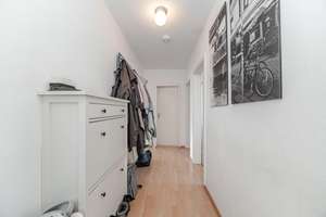 Gepflegte 3-Zimmer-Wohnung mit Balkon in Schwabing – Die vollständige Adresse der Immobilie erhältst du vom Anbieter., 80803 Münchner Freiheit, München – Vorschaubild 6
