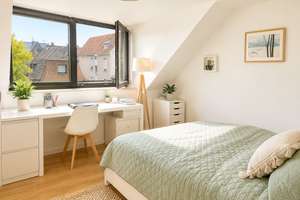 Schöne, helle 3 Zimmerwohnung  Dachgeschoss mit Balkon zu vermieten. – Die vollständige Adresse der Immobilie erhältst du vom Anbieter., 50997 Rondorf, Köln – Vorschaubild 4