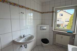 Großzügige helle 4-Zimmer-Wohnung – Die vollständige Adresse der Immobilie erhältst du vom Anbieter., 91325 Adelsdorf – Vorschaubild 10