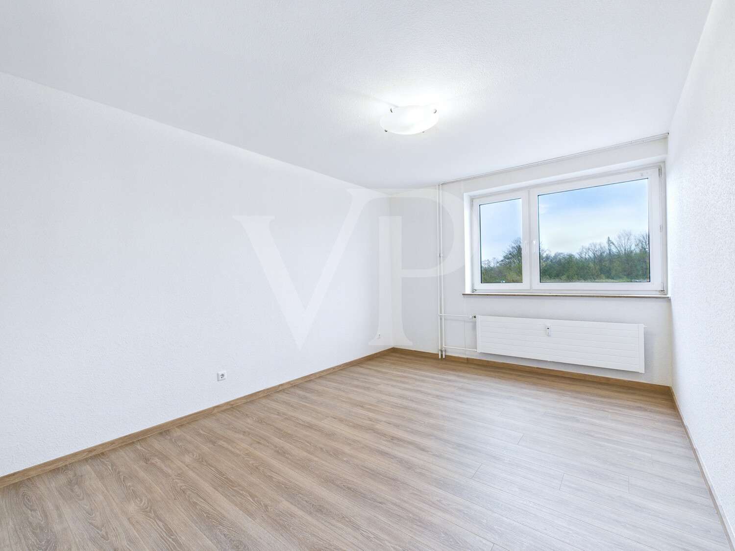 Immobilie in Emden - Hell und modern: Renovierte 4-Zimmer-Wohnung in Emden - Bild 7