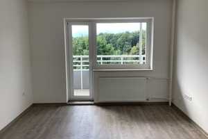 Reinkommen und Wohlfühlen: saniertes 1-Zi.-Appartment mit Balkon und Aufzug, sofort anmietbar! – Brüder-Grimm-Ring 10, 23560 Lübeck – Vorschaubild 6