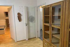 Modernisierte 2-Zimmer-Dachgeschosswohnung in Ingolstadt – Grimmstraße 1, 85055 Nordost, Ingolstadt – Vorschaubild 5