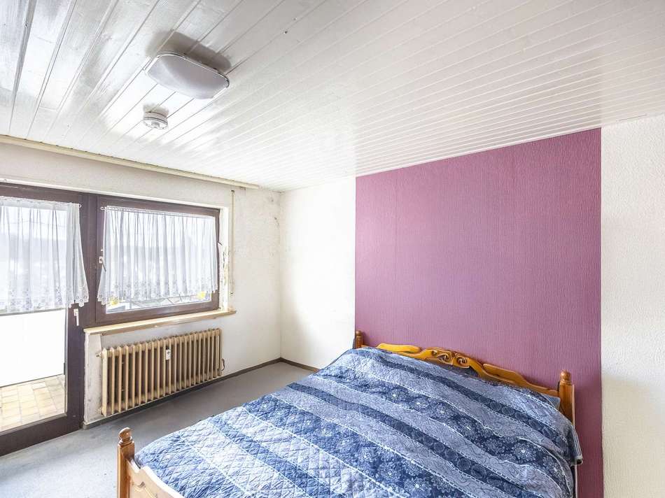 Schlafzimmer 1