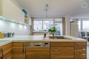 Exklusive, modernisierte und möblierte 2,5-Zimmer DG-Wohnung und Tiefgarage. – Karlsruhe Straße / Kurfürstendamm -, 10711 Halensee, Berlin – Vorschaubild 6