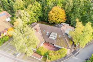 Herrliches Anwesen mit Praxiseinheit in ruhiger Wohngegend – Fliederweg 27, 96482 Ahorn – Vorschaubild 1