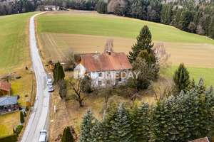 Land & Leben vereint: Großzügiges Landhaus mit 15.755 m² Grundstück in Eging am See – Die vollständige Adresse der Immobilie erhältst du vom Anbieter., 94535 Eging am See – Vorschaubild 2