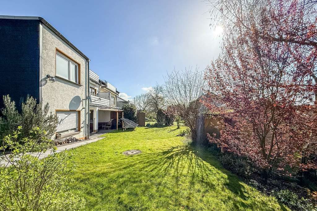 Immobilie in Lohmar - Idyllisch wohnen, clever investieren - Besondere Immobilie mit Perspektive im Herzen von Honrath! - Bild 4