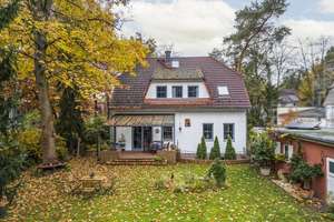 Traumhaus für eine große Familie in bester Lage im Villenviertel Kleinmachnow – Die vollständige Adresse der Immobilie erhältst du vom Anbieter., 14532 Kleinmachnow – Vorschaubild 2
