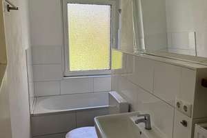 Attraktive 3-Zimmer Wohnung mit Süd-West-Balkon, Nähe Uni! – Die vollständige Adresse der Immobilie erhältst du vom Anbieter., 23562 Sankt Jürgen, Lübeck – Vorschaubild 5