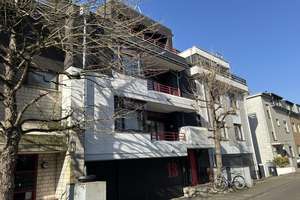 Kapitalanlage mit € 16.524 (Netto-Miete p.a.)! Vermietete Split-Level-Wohnung in gefragter Wohnlage. – Die vollständige Adresse der Immobilie erhältst du vom Anbieter., 40221 Bilk, Düsseldorf – Vorschaubild 2