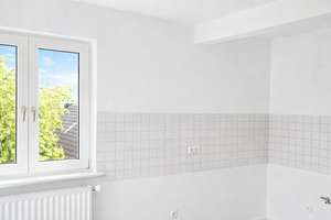 ***Gemütliche Dachgeschosswohnung im Herzen von Oberhausen sucht nette Mieter*** – Falkensteinstraße 116, 46047 Borbeck, Oberhausen – Vorschaubild 3