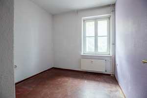 Do it yourself: Handwerker-Wohnung – 3 Zimmer – mit Balkon, Badewanne und Tageslichtbad – Holteistraße 5, 10245 Berlin – Vorschaubild 10