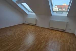 Helle DG-Wohnung mit Galerie, ca. 64 m² WZ, Kamin, Gäste-WC, gr. Balkon, Lift, SP mgl. – Die vollständige Adresse der Immobilie erhältst du vom Anbieter., 4103 Zentrum-Südost, Leipzig – Vorschaubild 10
