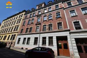 Dachgeschoss-Maisonette-Wohnung mit Balkon, Tageslichtbad und Einbauküche gesucht?