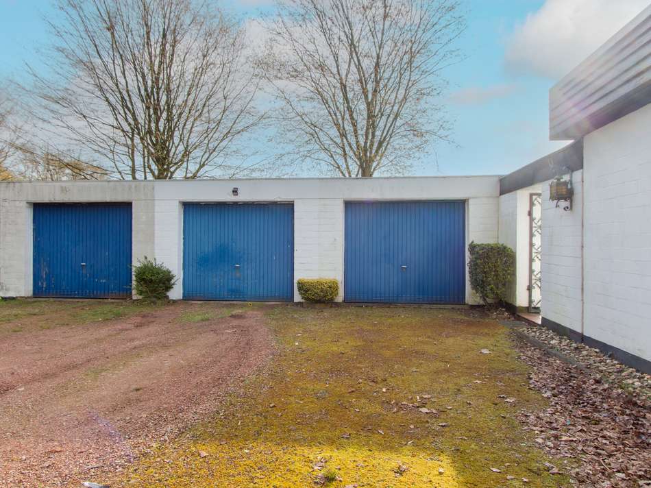 Garagenhof II