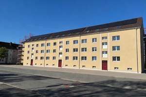 Erstbezug nach Modernisierung - energieeffizient wohnen mitten in der Stadt // DG links