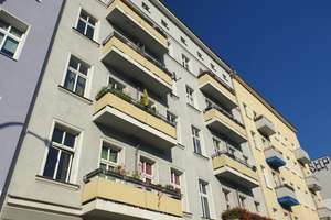 Leerstehende 4-Zimmer-Wohnung mit Balkon – Stralauer Allee 17C, 10245 Friedrichshain, Berlin – Vorschaubild 2