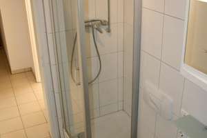 Schöne, helle, zentral gelegene 2-Zimmer-Wohnung mit Balkon – Die vollständige Adresse der Immobilie erhältst du vom Anbieter., 82178 Puchheim – Vorschaubild 10