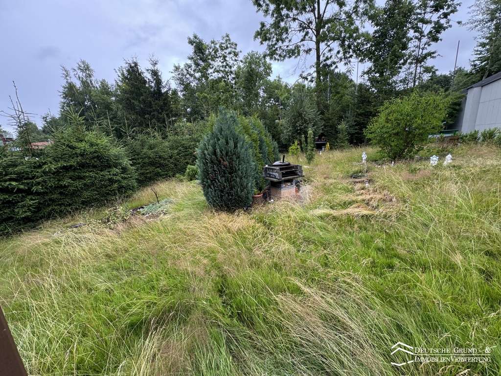 Immobilie in Marktredwitz - Wohn- und Geschäftshaus in sanierungswürdigem Zustand mit Garten - Bild 3