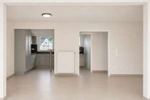 Dreigiebelhaus mit Kamin, Wintergarten & Südgrundstück – Die vollständige Adresse der Immobilie erhältst du vom Anbieter., 45891 Erle, Gelsenkirchen – Vorschaubild 13