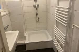 Eine Anmietung ist nur mit 2 Personen und mit WBS/Dringlichkeitsschein 60m² möglich! Kurzfristig ver – Graudenzer Weg 7, 22049 Dulsberg, Hamburg – Vorschaubild 3