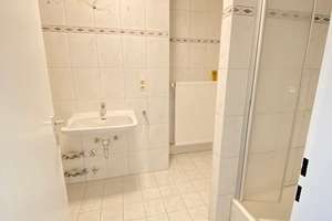 Freilassing: 3-Zi.-Wohnung mit Bergblick & perfekter Bahnanbindung. – Reichenhaller Straße 11, 83395 Freilassing – Vorschaubild 22