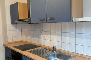 Gepflegte Wohnung mit zwei Zimmern und Einbauküche in Nürnberg – Die vollständige Adresse der Immobilie erhältst du vom Anbieter., 90459 Gugelstraße, Nürnberg – Vorschaubild 4
