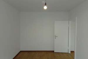 3-Zimmer Wohnung mit EBK zwischen Deichpromenade und Fußgängerzone.
 – Kirchenstraße 7, 27568 Mitte, Bremerhaven – Vorschaubild 2