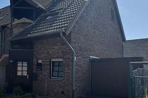 Traum-Maisonette mit Haus-Charakter, Garten & Garage