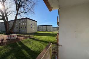 2-Zimmer-Wohnung mit Balkon in Lev. Steinbüchel – Theodor-Heuss-Ring 122, 51377 Steinbüchel, Leverkusen – Vorschaubild 2