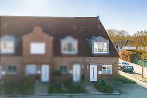 Endreihenhaus mit 4 Zimmern, Galerie und liebevoll angelegtem Garten – Die vollständige Adresse der Immobilie erhältst du vom Anbieter., 23909 Ratzeburg – Vorschaubild 2