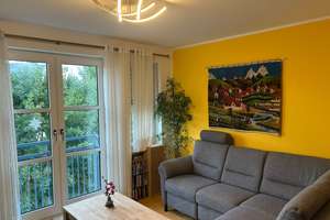 Von Privat: Helle 4-Zimmer Wohnung mit Dachterrasse im Süden Neuperlachs (Grenze zu Neubiberg)