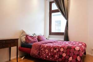 Bezugsfreie 3-Zimmer-Altbauwohnung mit Charme im 4. OG - saniert, mit Wohnküche – Die vollständige Adresse der Immobilie erhältst du vom Anbieter., 10625 Charlottenburg, Berlin – Vorschaubild 6