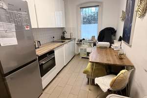 Charmante 2-Zimmer-Wohnung in zentraler Lage von Nürnberg – Kreuzsteinstraße 14, 90441 Schweinau, Nürnberg – Vorschaubild 1