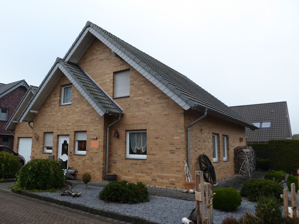 Tolles Einfamilienhaus freistehend mit Garten in Heiden