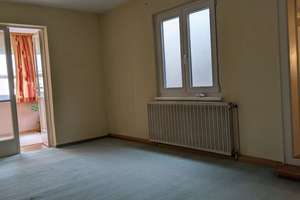 Gepflegtes Reihenmittelhaus mit rustikalem Charme und Garten in Kitzingen – Die vollständige Adresse der Immobilie erhältst du vom Anbieter., 97318 Kitzingen – Vorschaubild 9
