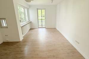 Großräumige 4-Zimmer Wohnung in bester Lage, Schwabing West – Destouchesstraße 60, 80796 Am Luitpoldpark, München – Vorschaubild 3