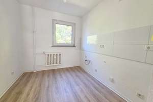 Frisch modernisiert mit Balkon und Blick ins Grüne. Hagen Haspe HS25WE09 – Hasperbruch 25, 58135 Haspe-Ost, Hagen – Vorschaubild 5