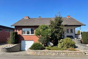Freistehender Bungalow zum Wohlfühlen mit Garage, Büro und Vollkeller

 – Die vollständige Adresse der Immobilie erhältst du vom Anbieter., 52525 Heinsberg – Vorschaubild 1